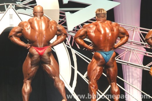 Ronnie_Coleman_-_Jay_Cutler_-_Dorso