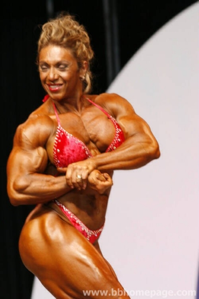 Yaxeni Oriquen Garcia al Ms Olympia 2006