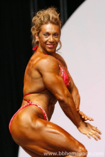 Yaxeni Oriquen Garcia al Ms Olympia 2006